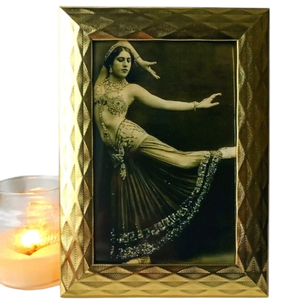 Vintage Belly Dancer Gypsy Wiccan Women Home Decor Side show circus pagan Photo